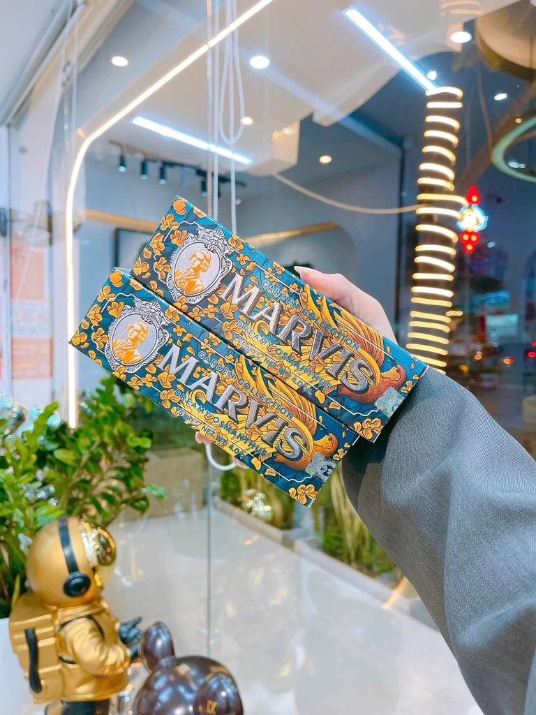 KEM ĐÁNH RĂNG MARVIS DREAM OSMANTHUS ( XANH DƯƠNG )